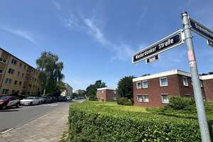 ** PROVISIONSFREI ! ** 4- Raum- ETW in D- Lörick, Niederdonker Str. 39 mit Balkon, ab sofort frei ! – Niederdonker Straße 39, 40547 Lörick, Düsseldorf – Vorschaubild 4