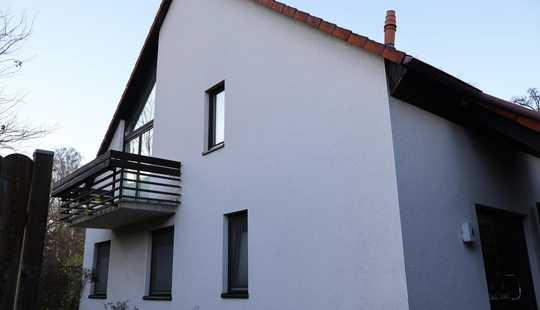 Bild von Doppelhaushälfte mit Privat-Zugang zum Allerkanal