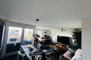 Exklusive 2-Zimmer-Wohnung mit Weitblick über Hamburg – 5. Obergeschoss am Stadtpark Winterhude – Fuhlsbüttler Straße 300, 22307 Barmbek-Nord, Hamburg – Vorschaubild 3
