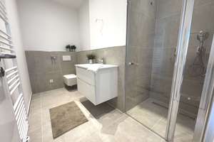 PROVISIONSFREI ! SCHÖNE, SEHR HELLE DACHGESCHOSS-WOHNUNG M. 2 BÄDER U. TERRASSE, LIFT U. WEITBLICK – Die vollständige Adresse der Immobilie erhältst du vom Anbieter., 10407 Prenzlauer Berg, Berlin – Vorschaubild 12