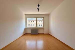 MA-City - renovierte WG taugliche 3 ZKB/Balkon Wohnung auf den Planken – Die vollständige Adresse der Immobilie erhältst du vom Anbieter., 68161 Innenstadt/Jungbusch, Mannheim – Vorschaubild 2