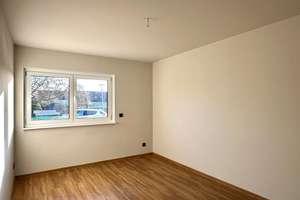 Jetzt Miete möglich! Winkelbungalow 5 km bis Neubrandenburg, Baujahr 2022, Doppelgarage, EBK,Carport – Die vollständige Adresse der Immobilie erhältst du vom Anbieter., 17039 Sponholz – Vorschaubild 11