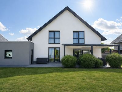 Traumhaftes Einfamilienhaus in Feldrandlage – stilvolles Wohnen mit Sauna, Pool & edler Ausstattung
