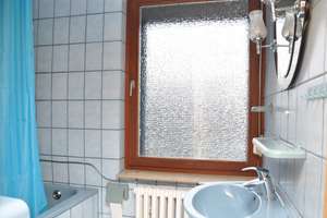 Sonnig und solide: Reihenendhaus mit 5 Zimmern, Terrasse und Garten - in Rheinnähe – Die vollständige Adresse der Immobilie erhältst du vom Anbieter., 47228 Hochemmerich, Duisburg – Vorschaubild 14