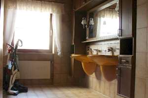 Haus mit Potenzial für Homeoffice und/oder Einliegerbereich – Die vollständige Adresse der Immobilie erhältst du vom Anbieter., 86450 Altenmünster – Vorschaubild 37
