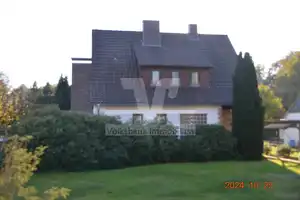 +++ TOLLES EFH mit Keller, Kaminzimmer u. Do-Garage +++ – Celle (Kreis) – Vorschaubild 1