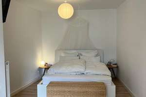 Modernisierte 2-Zimmer-Wohnung zwischen Residenz & Dom | Neue Einbauküche | 52 m² – Bibrastraße 5, 97070 Altstadt, Würzburg – Vorschaubild 3