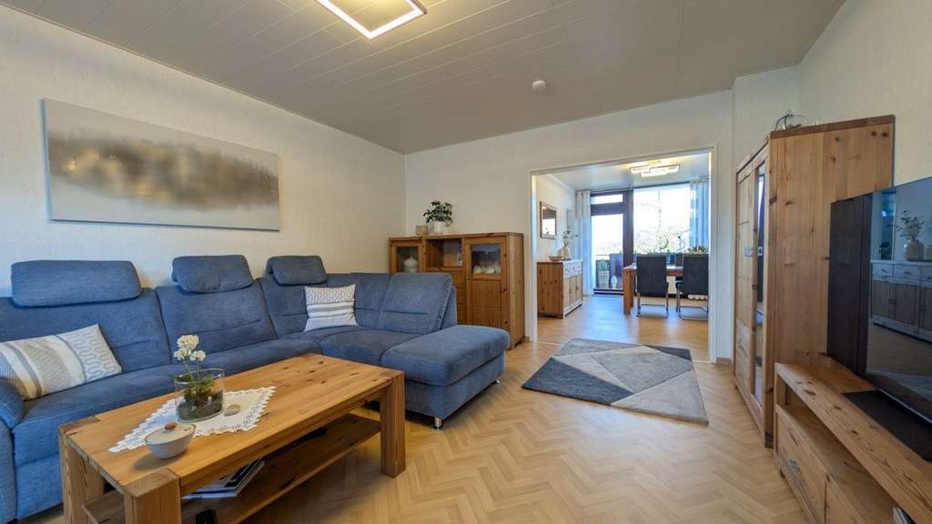 Immobilie in Schleswig - Attraktive 3-Zimmer-Eigentumswohnung im 2. Obergeschoss mit Garage - Bild 1