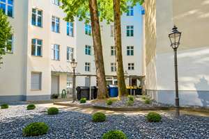 139 m² BERLINER ALTBAUPERLE  •  4 ZIMMER   • STUCK  •   BALKON   •  AUFZUG  •  NAHE KURFÜRSTENDAMM – Die vollständige Adresse der Immobilie erhältst du vom Anbieter., 10711 Halensee, Berlin – Vorschaubild 9