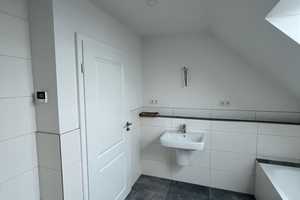 MODERN + RUHIG + GEMÜTLICH - Doppelhaushälfte mit gehobener Ausstattung in Eckernförde – Erlenring 8a, 24340 Rendsburg-Eckernförde (Kreis) – Vorschaubild 14