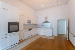 Stuckdecken, Wintergarten, Einbauküche - 3-Zimmer-Wohnung mit besonderer Ausstattung – Die vollständige Adresse der Immobilie erhältst du vom Anbieter., 28203 Fesenfeld, Bremen – Vorschaubild 4