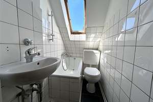 Renovierte 2 Zimmer Dachgeschosswohnung ab sofort! – Schönianstraße 14, 27570 Geestemünde, Bremerhaven – Vorschaubild 7