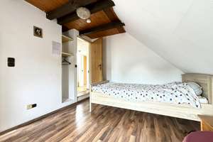 * Ehemaliges Hotel mit Anbau* TOP Lage * 18 Zimmer mit Bad * 3 Wohnungen * gute Infrastruktur * – Die vollständige Adresse der Immobilie erhältst du vom Anbieter., 26831 Bunde – Vorschaubild 24