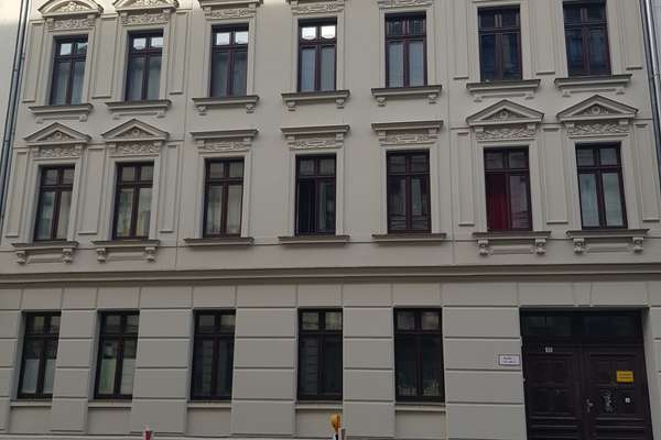 Charmante 1-Zimmer-Wohnung in Leipzig 46,5 m² mit EBK, Nähe Zentrum, v.privat