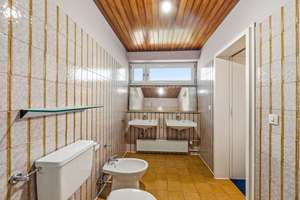 Exklusives Refugium: großzügiger Splitlevel-Bungalow mit Potenzial zur Neugestaltung – Die vollständige Adresse der Immobilie erhältst du vom Anbieter., 81735 Gartenstadt Trudering, München – Vorschaubild 11