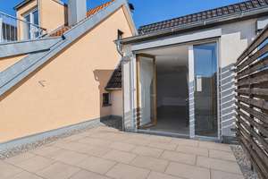 Familienglück im Zentrum – Modernes Stadthaus mit 6 Zi., Terrasse & Dachbalkon | Reutlingen – Die vollständige Adresse der Immobilie erhältst du vom Anbieter., 72764 Reutlingen-Mitte, Reutlingen – Vorschaubild 19