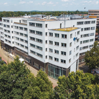 Ideal angebundene Büroimmobilie in Duissern!