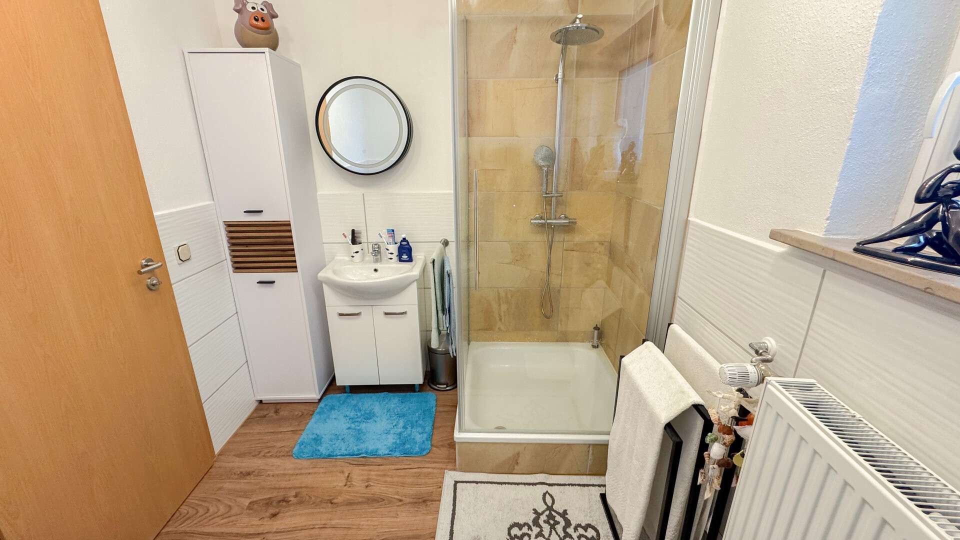 Immobilie in Weilburg - Großes Grundstück mit zwei renovierten Einfamilienhäuser und einer Einliegerwohnung vor Weilburg! - Bild 5