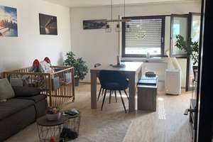 Traumlage Heilbronn-Ost: Ruhig , top Infrastruktur & frisch renoviert mit Balkon, EBK & TG