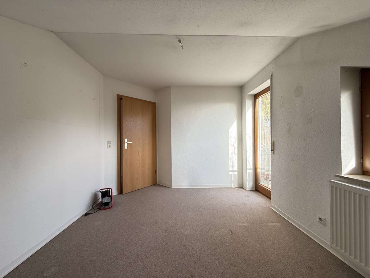 Immobilie in Fichtenberg - DOPPELHAUSHÄLFTE MIT EINLIEGERWOHNUNG IN FICHTENBERG - Bild 1