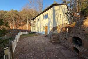 Zweifamilienhaus mit DG Ausbau in Marburg-Marbach - großzügig und mit Potenzial – Die vollständige Adresse der Immobilie erhältst du vom Anbieter., 35041 Marbach, Marburg – Vorschaubild 6