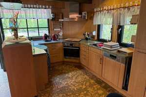 Luxus Bootshaus mit Reetdach am Ziegelsee mit Motorboot – Schwerin – Vorschaubild 4