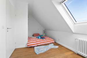 Wohnen direkt am Rhein! Exklusive Maisonette in Düsseldorf-Wittlaer – Die vollständige Adresse der Immobilie erhältst du vom Anbieter., 40489 Wittlaer, Düsseldorf – Vorschaubild 12