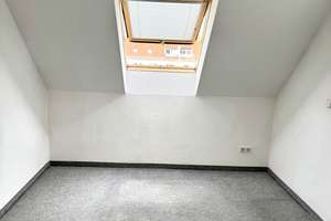Charmante Dachgeschosswohnung mit privater Terrasse in Berlin-Tempelhof – Nackenheimer Weg 17, 12099 Tempelhof, Berlin – Vorschaubild 6