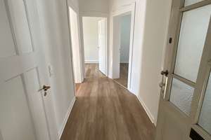 3 Zimmer Wohnung mit 2 Balkonen