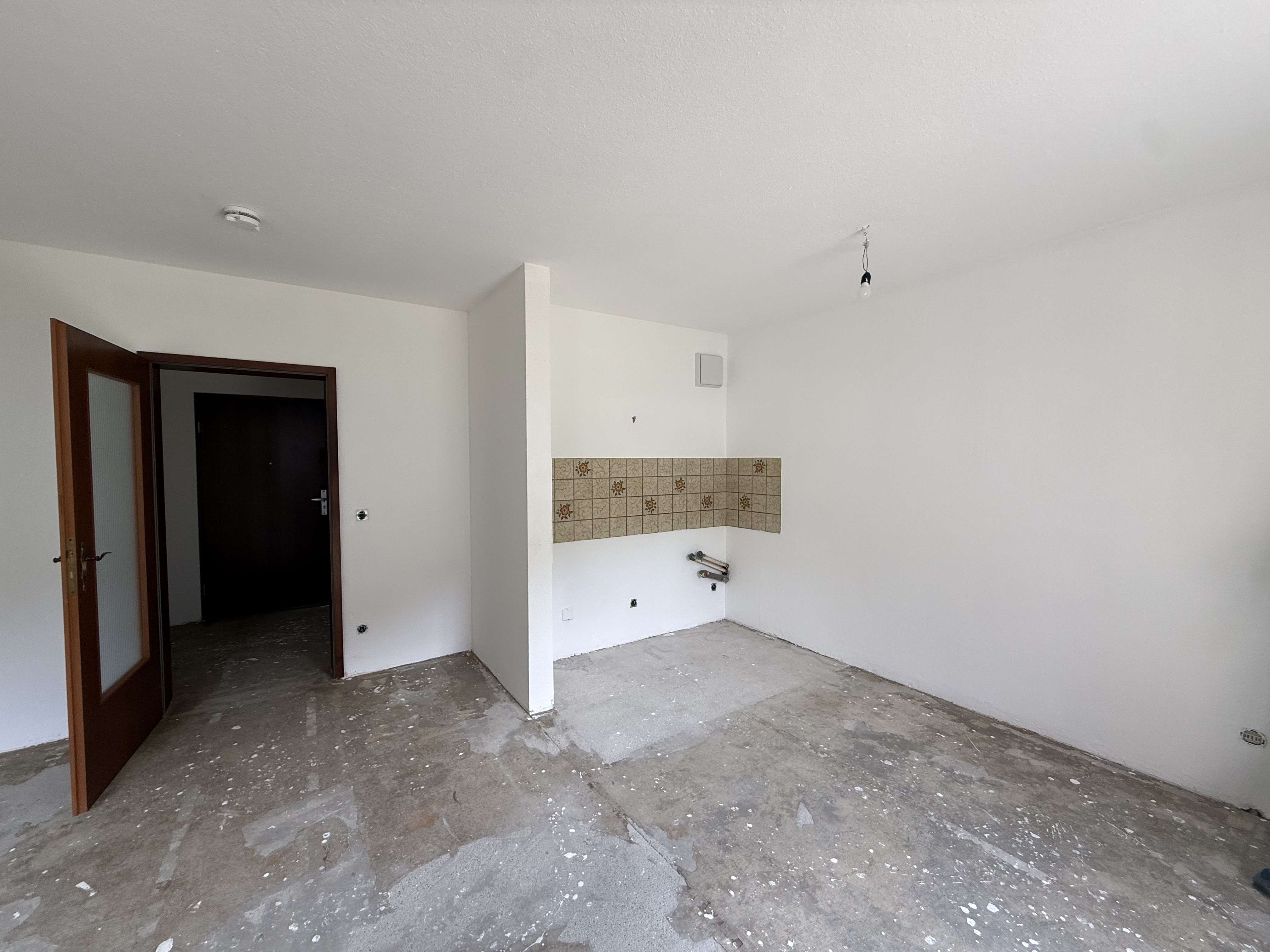 1-Zimmer-Apartment mit Terrasse und Tiefgarage – viel Potenzial in sonniger Lage Bad Reichenhalls, Berchtesgadener Land Kreis – Bild 4