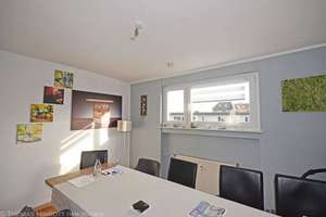Schöne Dachgeschoss-Maisonettewohnung in ruhiger Lage – Die vollständige Adresse der Immobilie erhältst du vom Anbieter., 50737 Weidenpesch, Köln – Vorschaubild 2