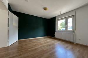 „Haus im Haus“-Erlebnis - Großzügige 4-Zimmer-Wohnung mit Balkon & eigenem Garten – 70499 Weilimdorf (Ortsteil), Stuttgart – Vorschaubild 4