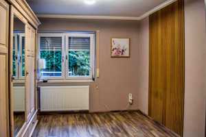Modernisierter Bungalow mit Einliegerwohnung in schöner Lage von Elbtal  – Limburg-Weilburg (Kreis) – Vorschaubild 10