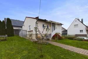 Modernisiertes Einfamilienhaus mit sonnigem Garten in ruhiger Wohnlage – Die vollständige Adresse der Immobilie erhältst du vom Anbieter., 85139 Wettstetten – Vorschaubild 2