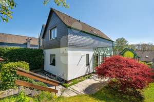 Gemütliche Doppelhaushälfte mit integrierter Garage in familienfreundlicher Lage! – Die vollständige Adresse der Immobilie erhältst du vom Anbieter., 42477 Radevormwald – Vorschaubild 4