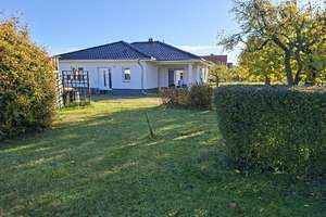 Ländliche Ruhe trifft moderneTechnik- Energiesparender Neubau-Bungalow – Die vollständige Adresse der Immobilie erhältst du vom Anbieter., 16259 Falkenberg – Vorschaubild 4