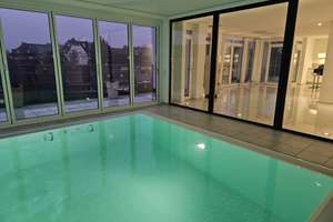 Ein Traum über den Dächern von Klettenberg mit Schwimmbad auf der 4.Etage