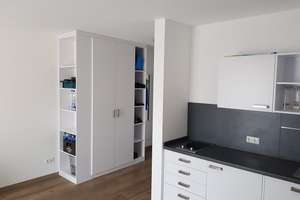 Geräumige und sehr helle 1-Zimmer-Wohnung mitten in der Innenstadt von Braunschweig – Bockstwete 3, 38100 Innenstadt, Braunschweig – Vorschaubild 2