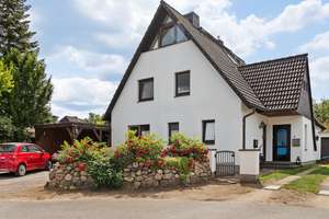 Charmante Maisonettewohnung mit großzügiger Dachterrasse in ruhiger Sackgassenlage von Trittau