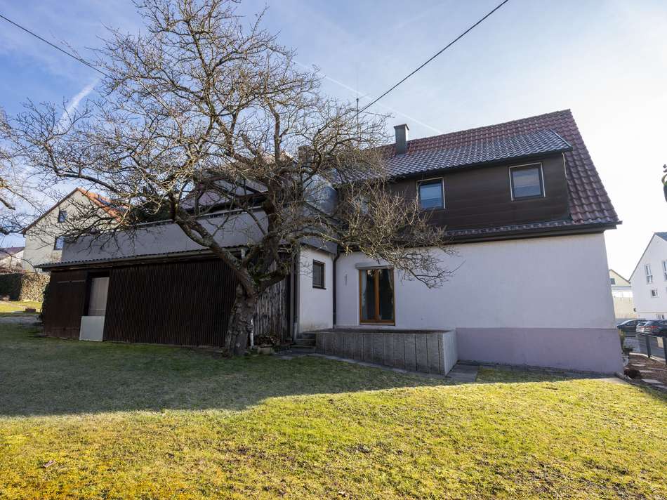Haus Gartenansicht