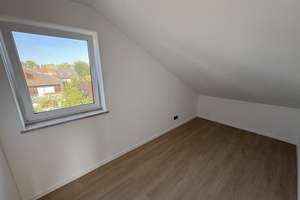 Exclusive DG Wohnung mit Einbauküche und Balkon, Erstbezug – Carl-Natterer-Str. 13, 86165 Firnhaberau, Augsburg – Vorschaubild 15