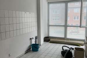 gepflegte 2 Zimmer Wohnung direkt in der Innenstadt – Osterstraße 9, 27568 Mitte, Bremerhaven – Vorschaubild 2