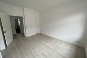 Gemütliche 2-Zimmer-Wohnung mit Balkon sucht Nachmieter! – Otto-Richter-Straße 12b, 39116 Sudenburg, Magdeburg – Vorschaubild 2