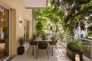 Im begehrten Philosophenviertel - Terrassenwohnung mit herrlichem Gartenblick!