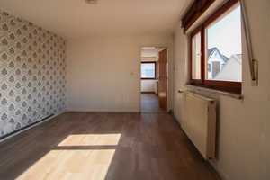 Platz für Ideen: 9-Zi-Einfamilienhaus mit Charme – Innenhof, Garage & Stellplatz in St. Augustin – Rhein-Sieg-Kreis – Vorschaubild 7