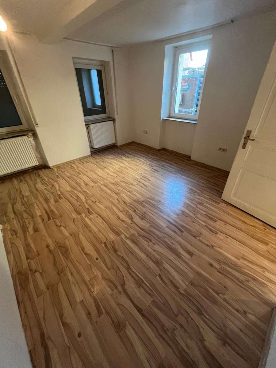 Immobilie in Worms - Voll vermietetes Zweifamilienhaus in Hochheim  - kann auch zum EFH zurück gebaut werden - Bild 4