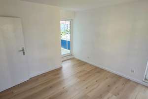 zwei Zimmer Wohnung in Bernau bei Berlin mit Balkon & Tiefgarage frisch renoviert – Am Mahlbusen 1, 16321 Bernau bei Berlin – Vorschaubild 5