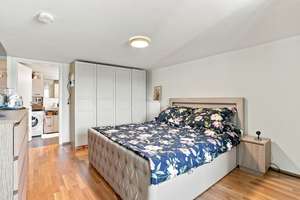 Moderne Wohnung mit Galerie, großer Loggia und Blick ins Grüne und auf die Blau – 89077 Weststadt, Ulm – Vorschaubild 14