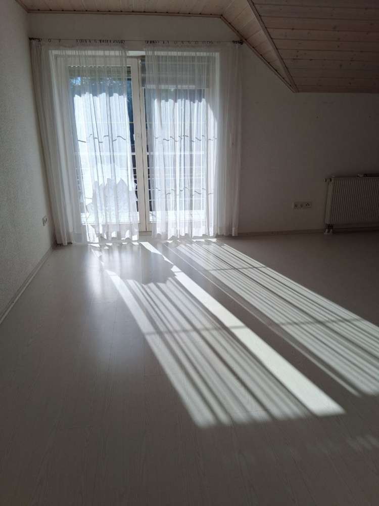 Immobilie in Adelmannsfelden - Einfamilienhaus mit Sauna - Bild 3