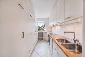 Großzügige 4-Zimmerwohnung mit viel Potenzial und 2 Balkonen – Die vollständige Adresse der Immobilie erhältst du vom Anbieter., 80686 Sankt Ulrich, München – Vorschaubild 2